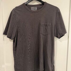 Faherty Sunwashed Pocket Tee – Medium – Graphite